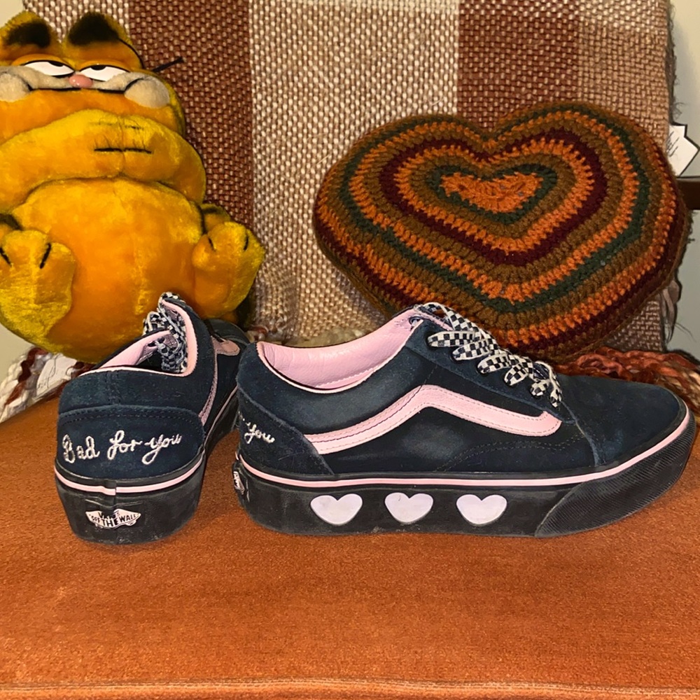 “Bad for you” Vans X Lazy Oaf slight platform shoe!!